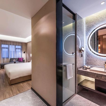 โรงแรมเมอร์เคียว เซี่ยงไฮ้ หงเฉียว จิวถิง เทียนตี้ Minhang ภายนอก รูปภาพ